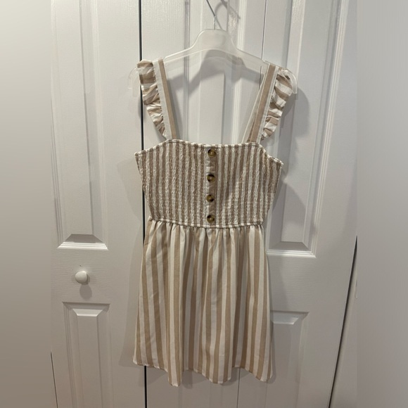 beige and cream stripe short dress - Picture 1 of 8